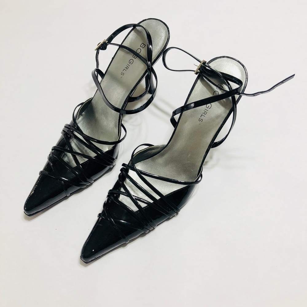 BCBGirls black pointy heels EUC Size 7.5